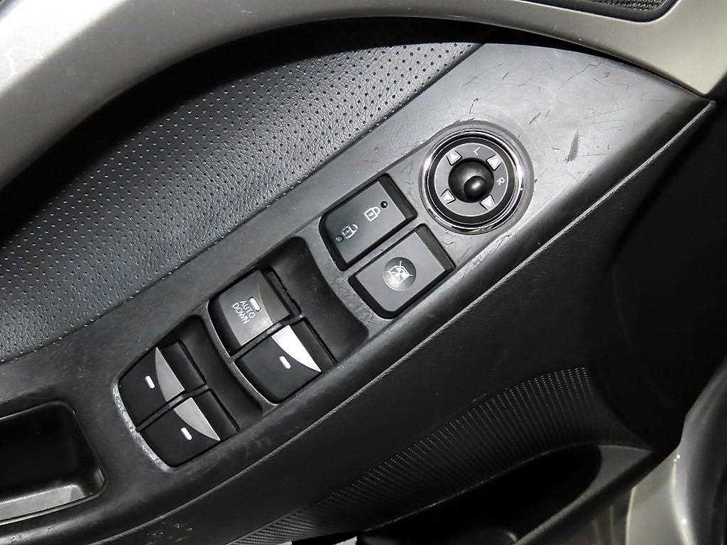 HYUNDAI Avante - Vista 11