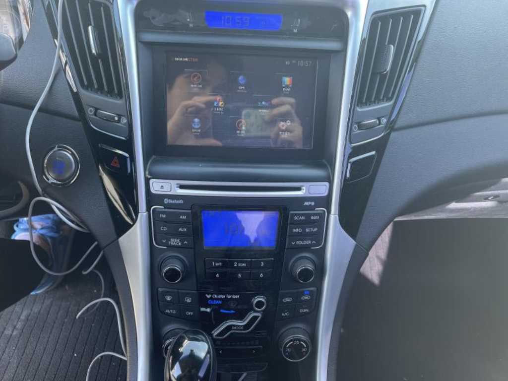 HYUNDAI Sonata - Vista 8