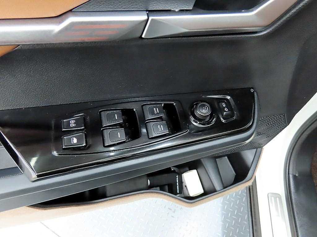 Ssangyong Torres - Vista 11