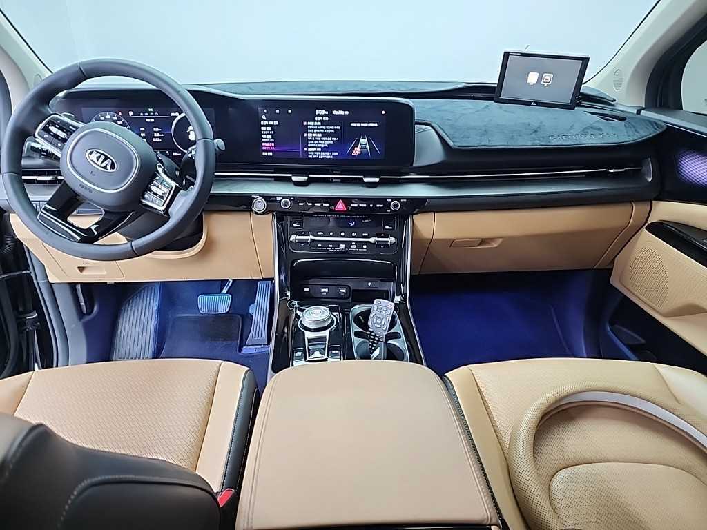 KIA Carnival - Vista 7