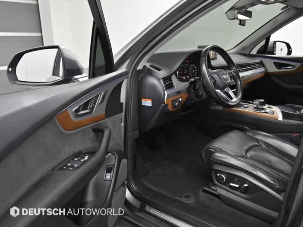 Audi Q7 - Vista 11