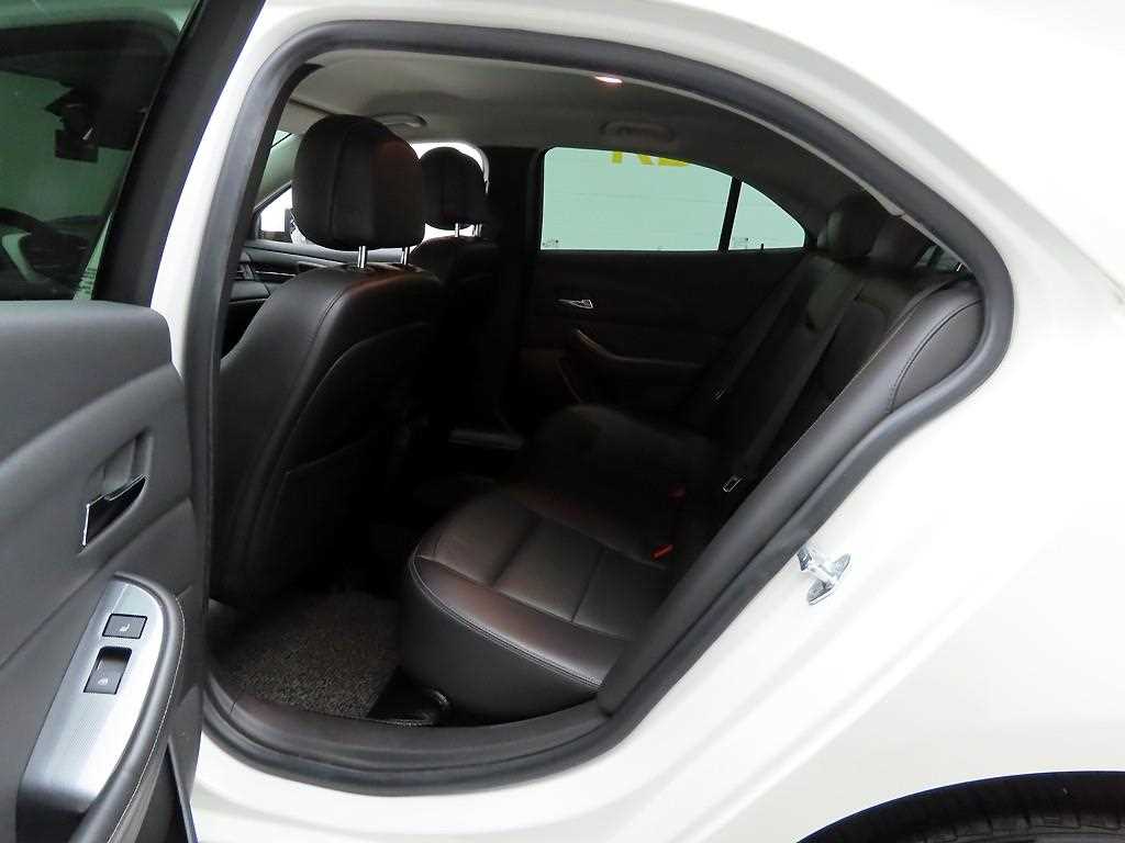 Chevrolet Malibu 2015 Blanco - Importación desde Corea - HF Imports Iquique - Foto 14