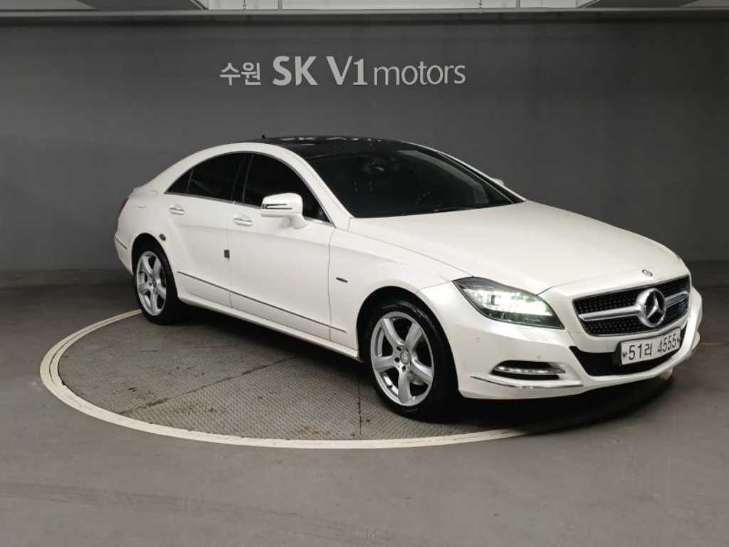 Mercedes Benz CLS Class - Vista 4