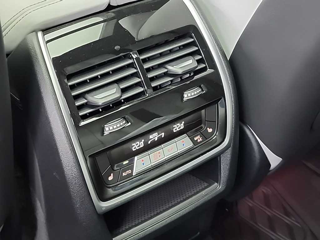 BMW X6M 2022 Rojo - Importación desde Corea - HF Imports Iquique - Foto 13