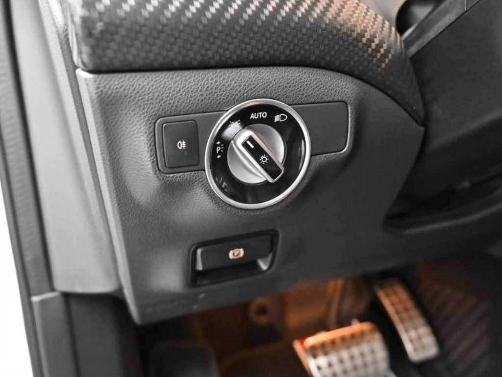 Mercedes Benz A Class 2015 Blanco - Importación desde Corea - HF Imports Iquique - Foto 17