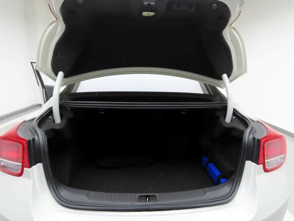 Chevrolet Malibu - Vista 5