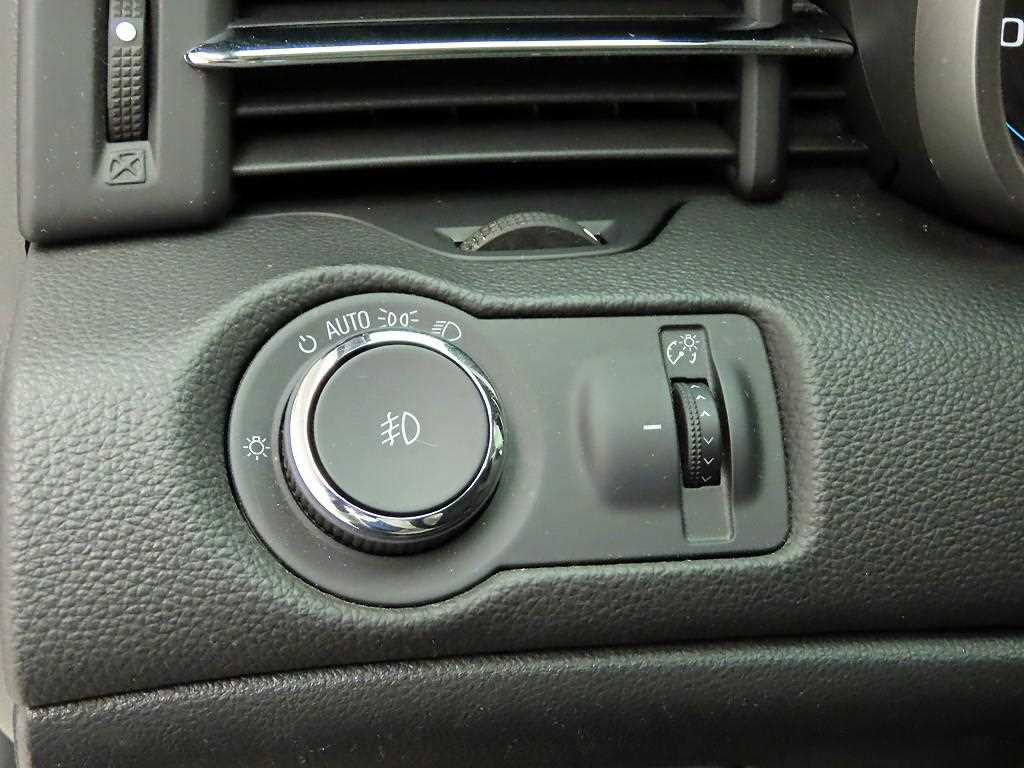 Chevrolet Malibu - Vista 12