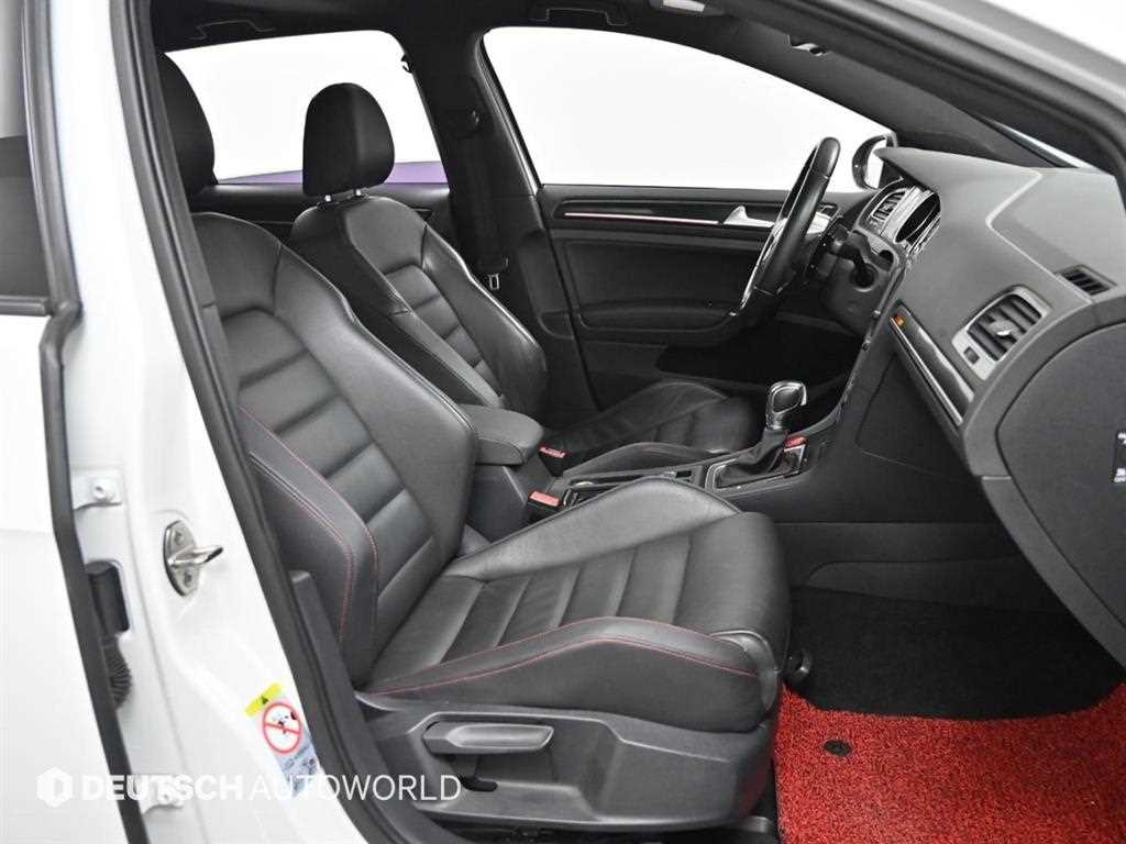 Volkswagen Golf - Vista 10