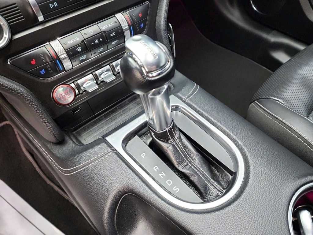 Ford Mustang - Vista 8