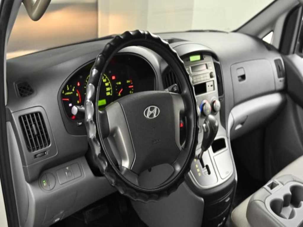 HYUNDAI Starex 2011 - Importación desde Corea - HF Imports Iquique - Foto 13