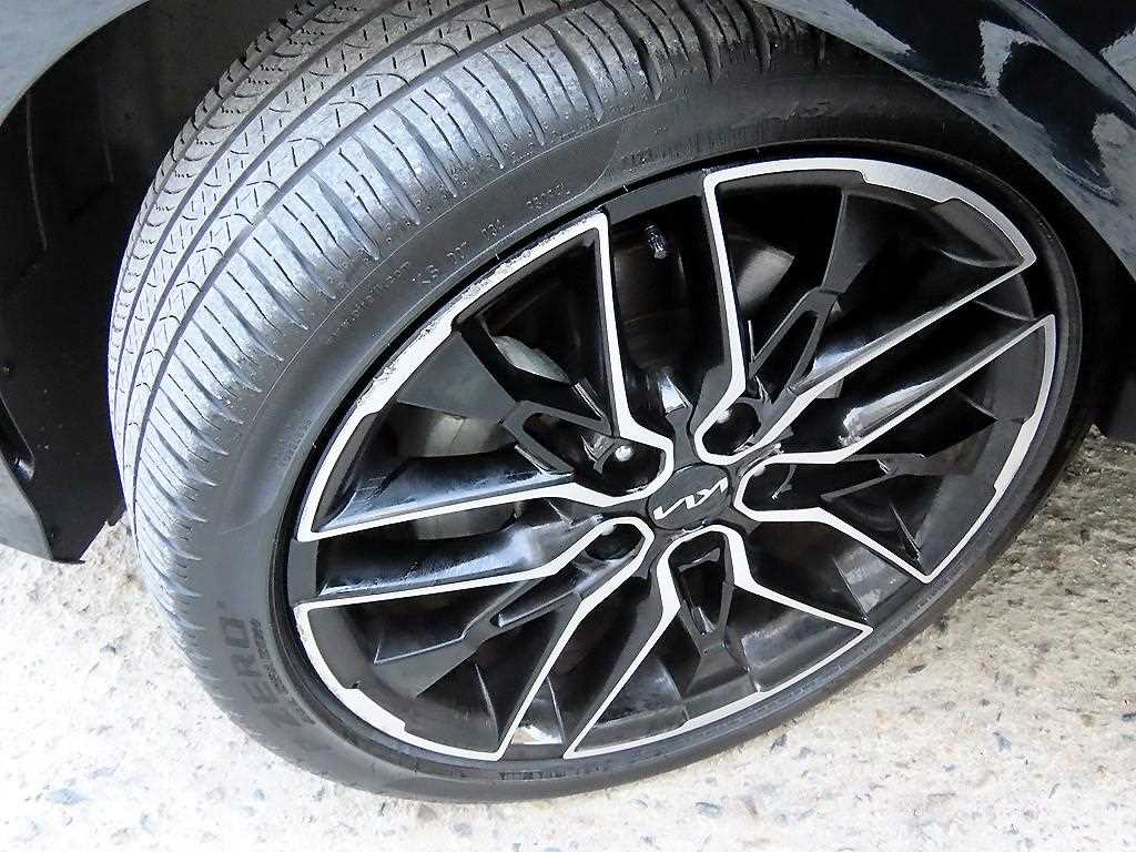 KIA K5 2023 Negro - Importación desde Corea - HF Imports Iquique - Foto 20