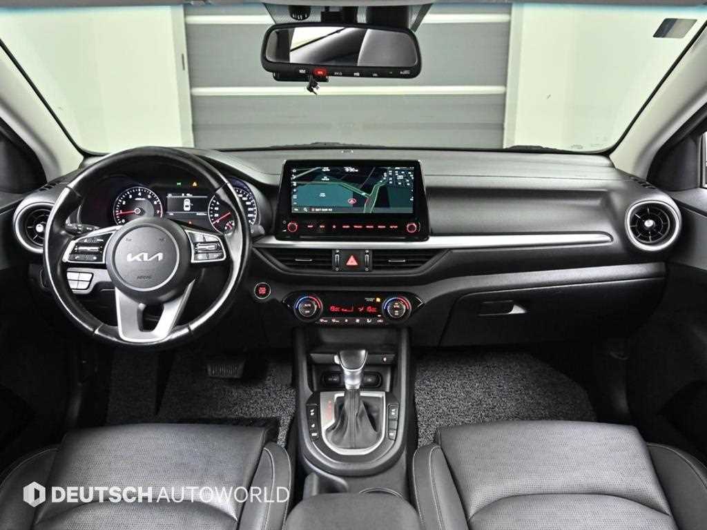 KIA K3 - Vista 7