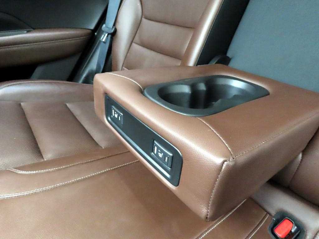 SAMSUNG QM6 2017 Blanco - Importación desde Corea - HF Imports Iquique - Foto 17