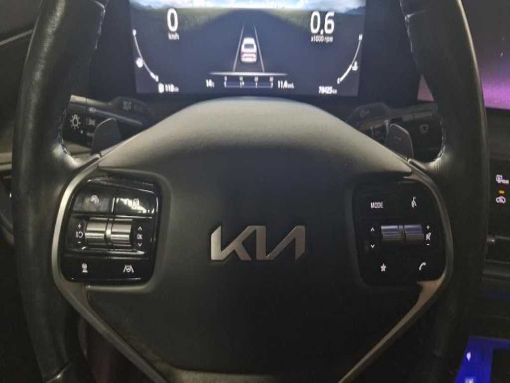 KIA K8 - Vista 10