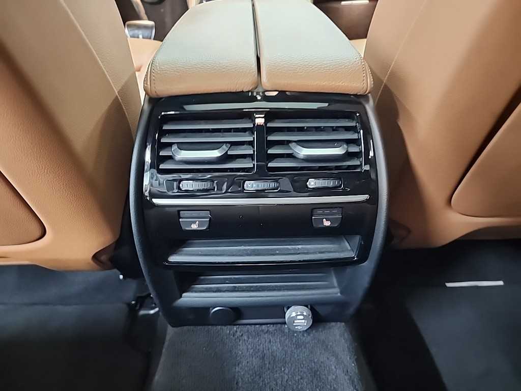 BMW 5 Series 2018 Azul - Importación desde Corea - HF Imports Iquique - Foto 13