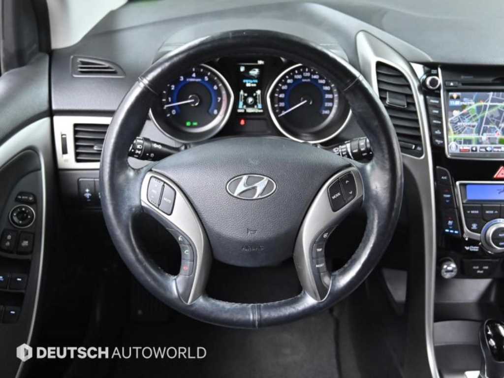 HYUNDAI i30 2014 Rojo - Importación desde Corea - HF Imports Iquique - Foto 13