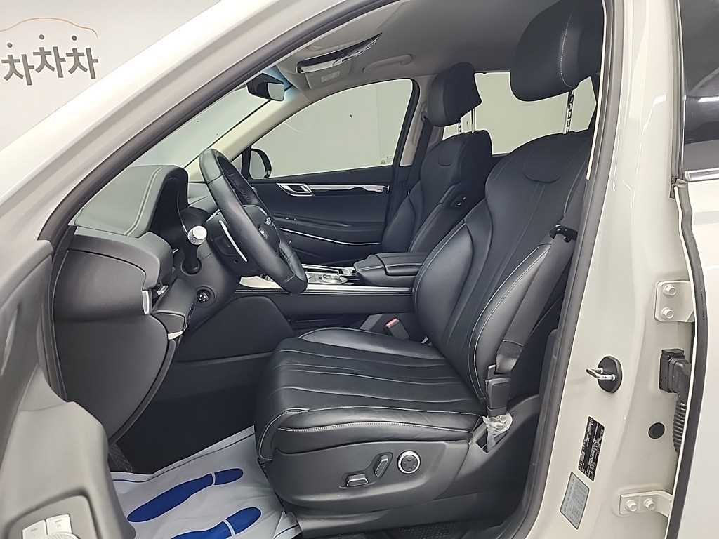 Genesis GV80 - Vista 11