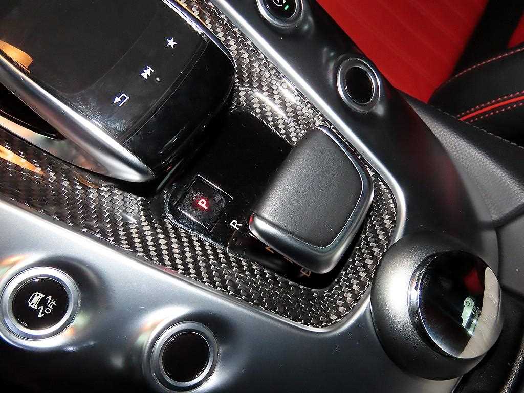 Mercedes Benz AMG GT - Vista 12