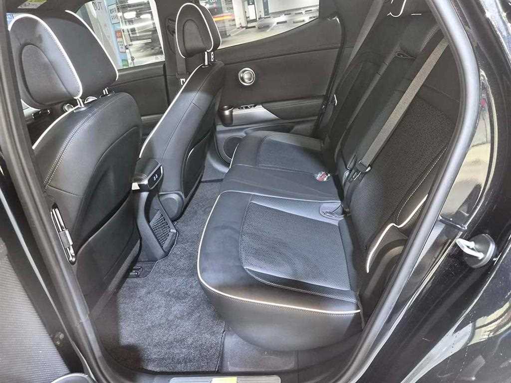 Genesis GV60 - Vista 7