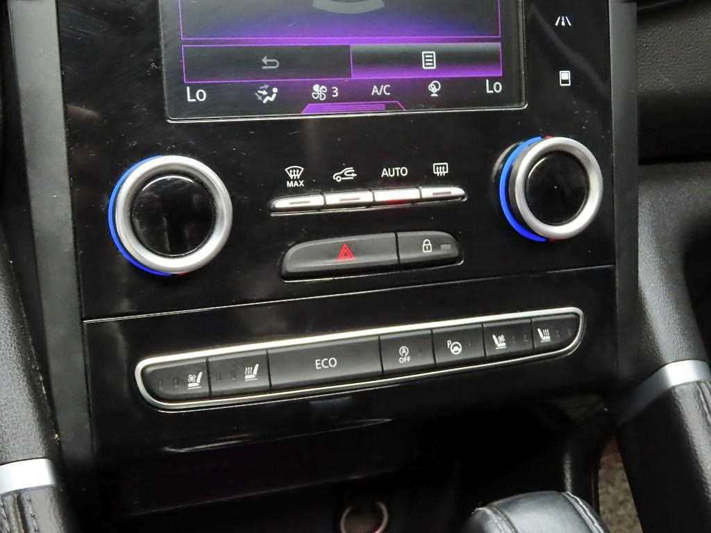 SAMSUNG QM6 - Vista 9