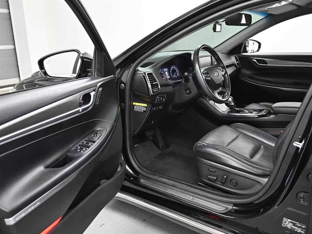 HYUNDAI Grandeur - Vista 11