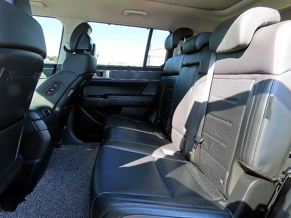 HYUNDAI Santa Fe - Vista 6