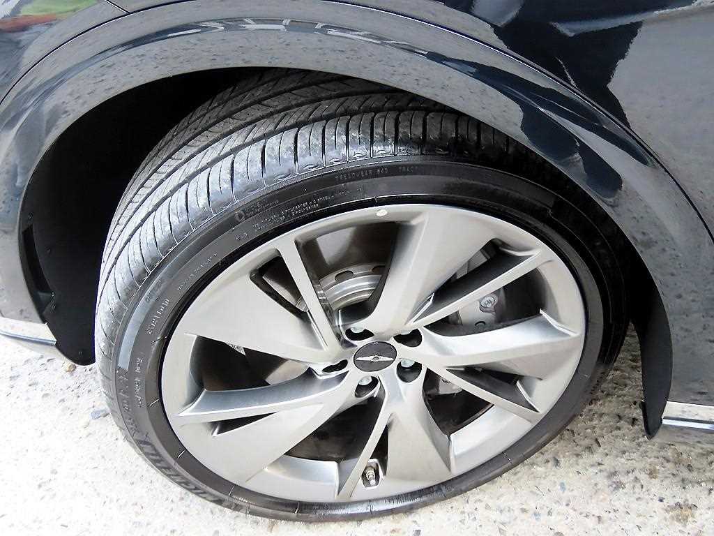 Genesis GV70 2025 Negro - Importación desde Corea - HF Imports Iquique - Foto 20