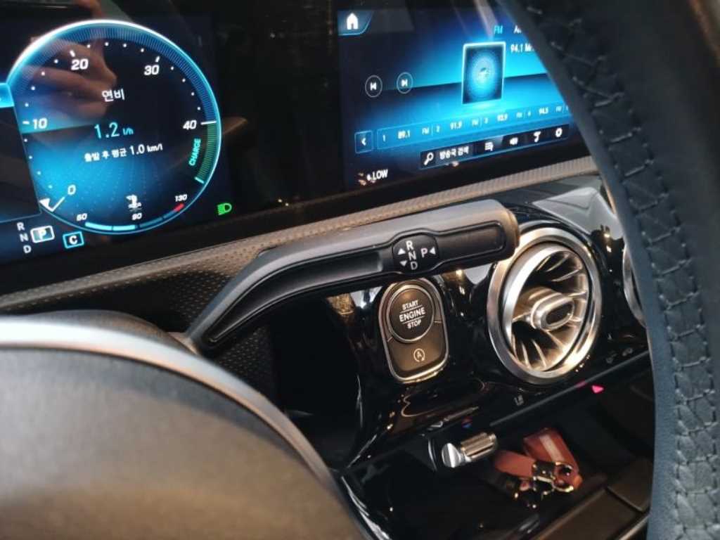 Mercedes Benz A Class 2021 Blanco - Importación desde Corea - HF Imports Iquique - Foto 17