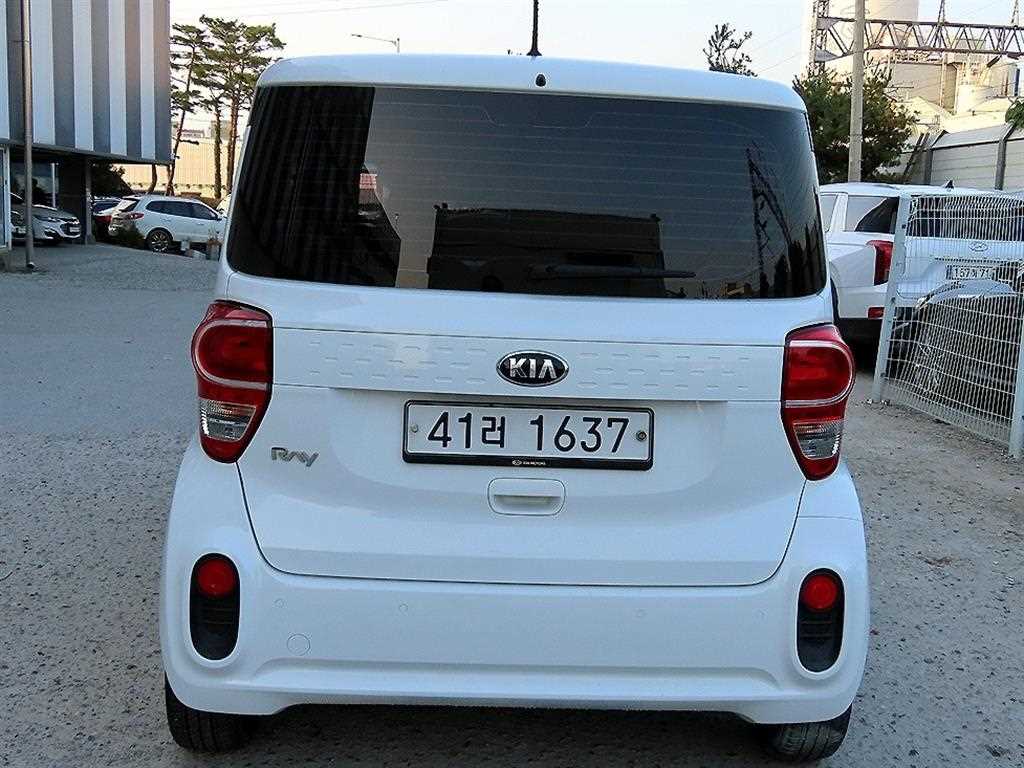 KIA Ray - Vista 4