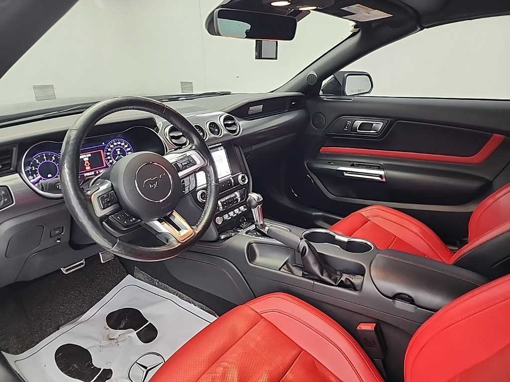 Ford Mustang - Vista 7