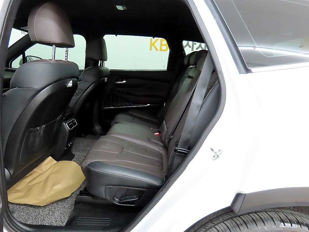 HYUNDAI Santa Fe - Vista 6