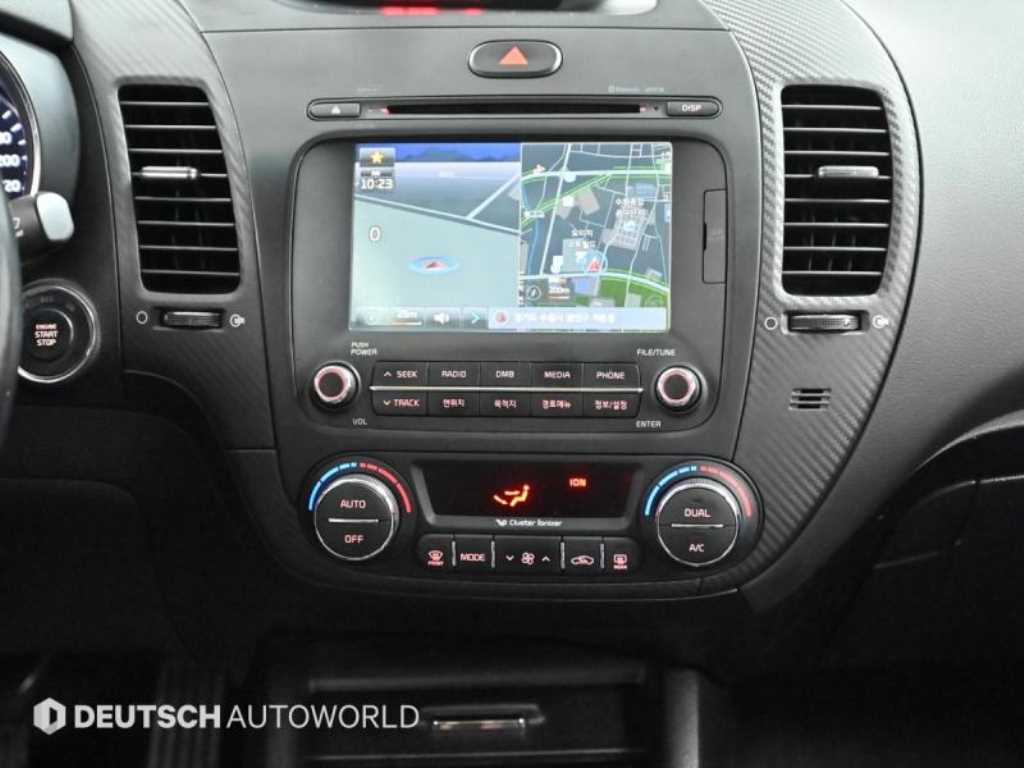 KIA K3 2015 Blanco - Importación desde Corea - HF Imports Iquique - Foto 14