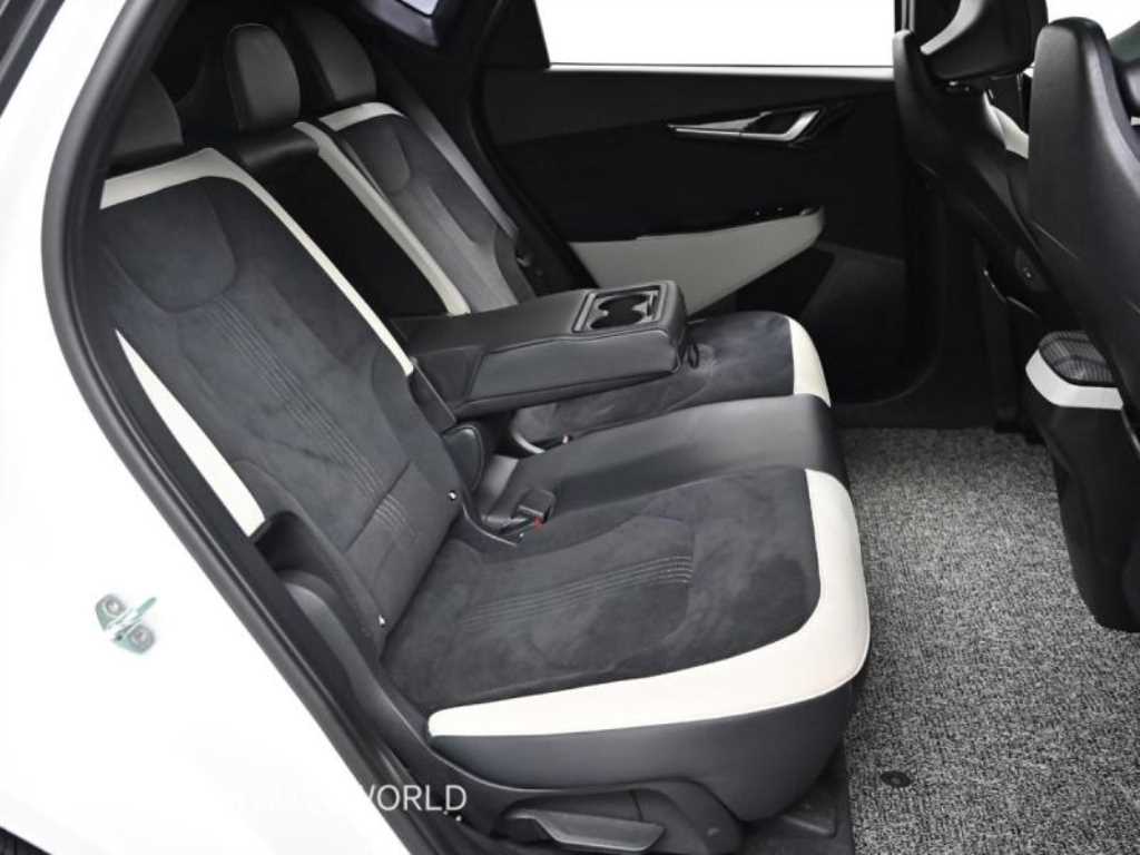 KIA EV6 - Vista 12
