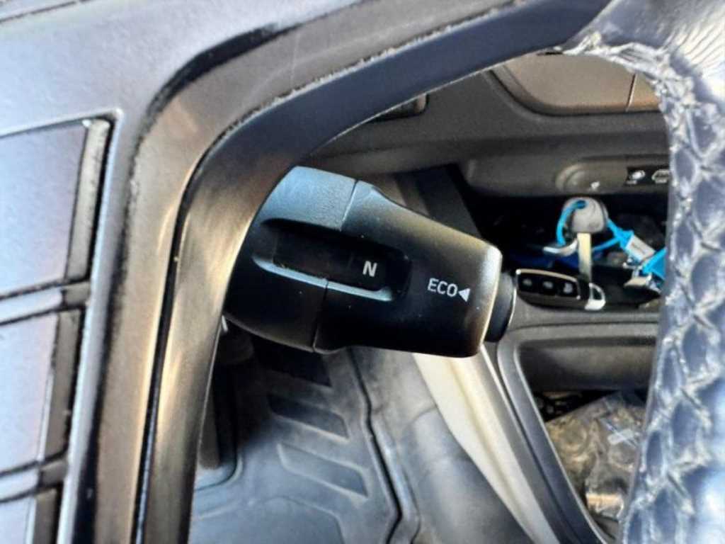 medium and large cargo truck - Vista 8