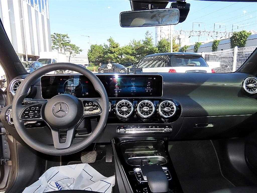 Mercedes Benz A Class - Vista 7