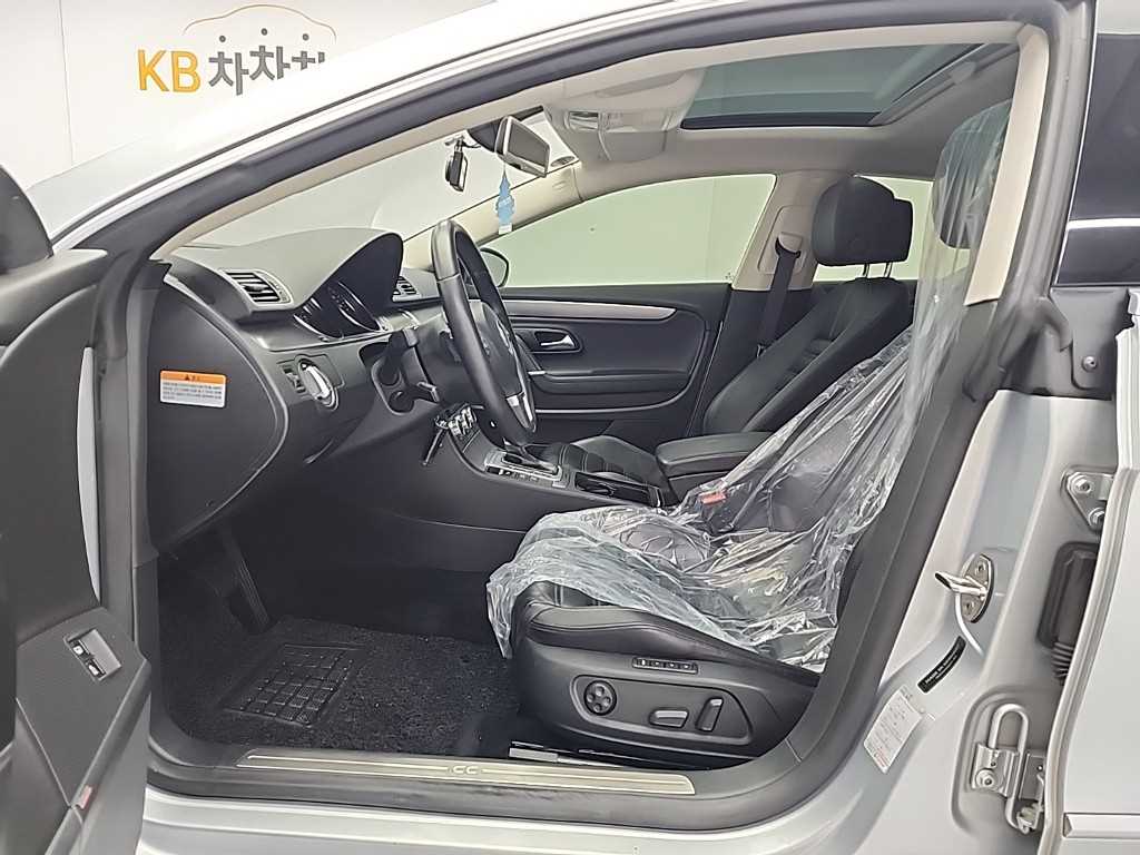 Volkswagen CC - Vista 11