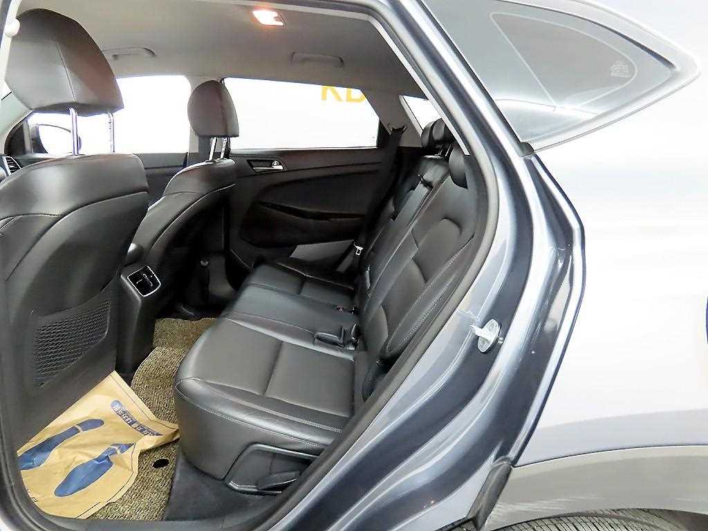 HYUNDAI Tucson - Vista 6