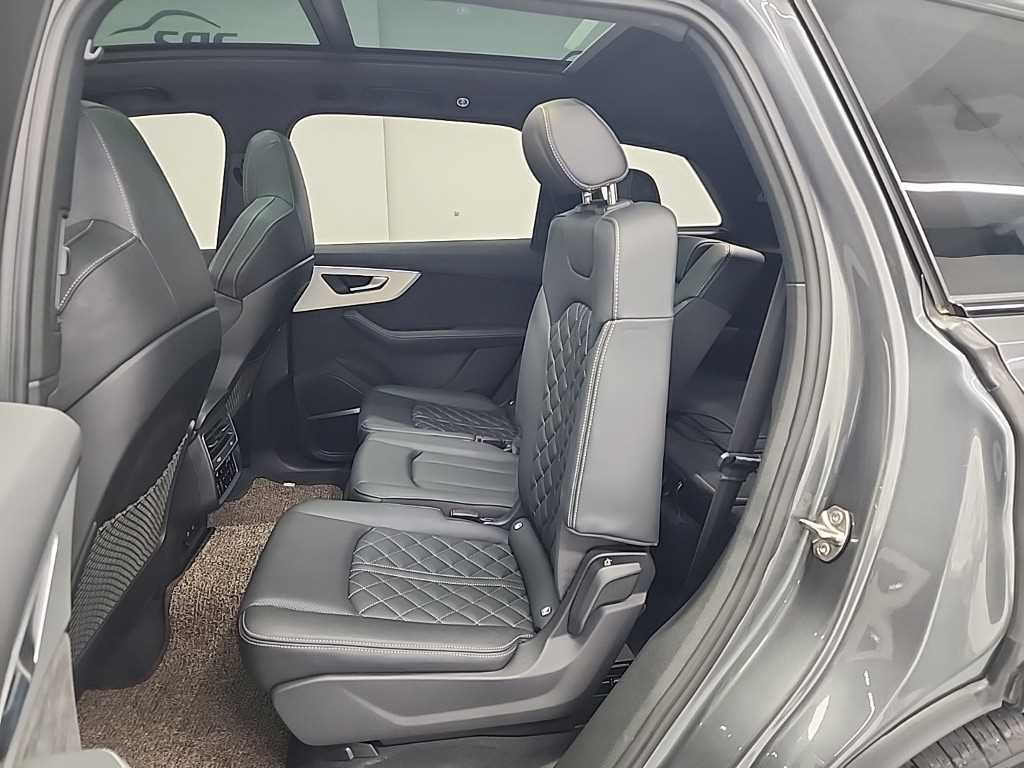 Audi Q7 - Vista 12