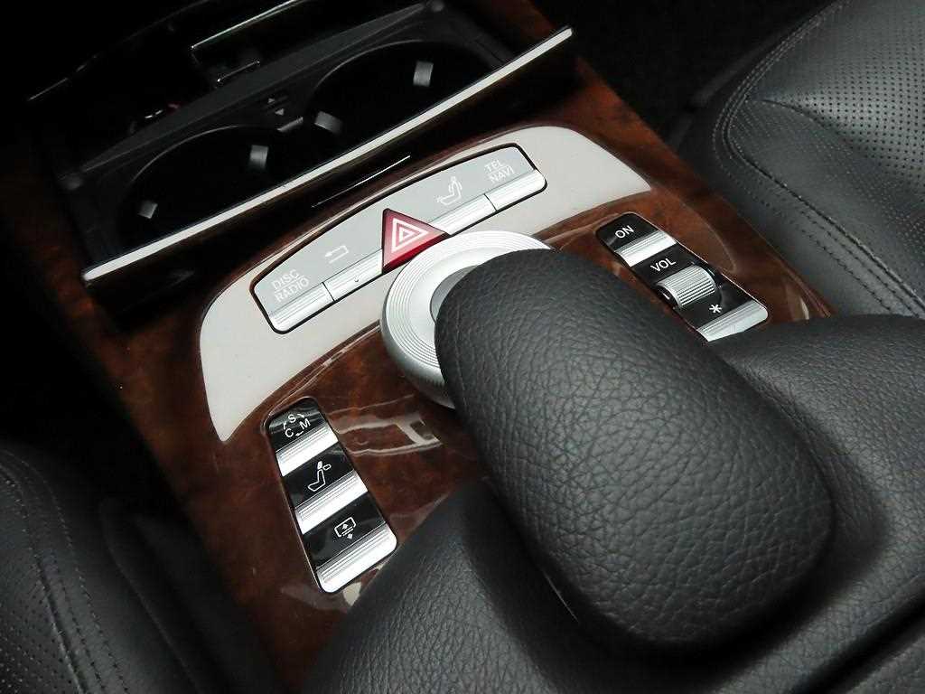 Mercedes Benz S Class - Vista 10