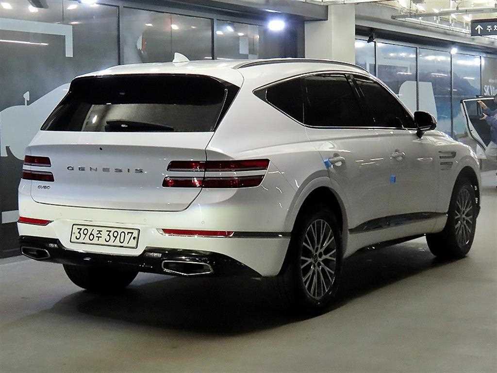 Genesis GV80 - Vista 4