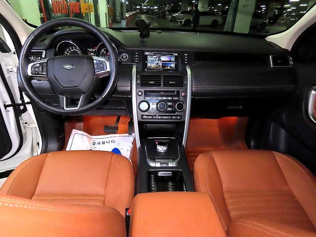 Land Rover Discovery Sports - Vista 10