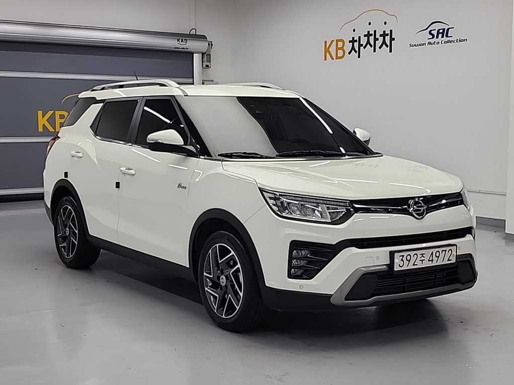 Ssangyong Tivoli - Vista 4