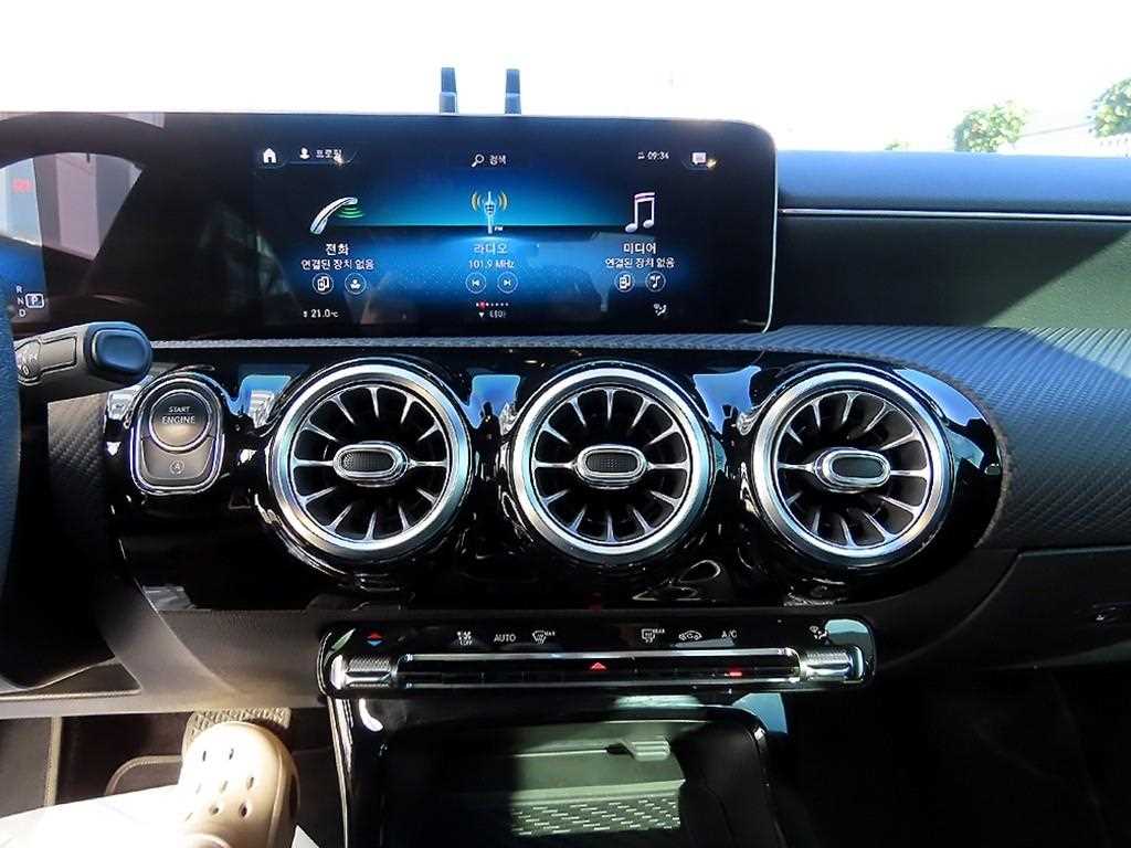 Mercedes Benz A Class 2020 Gris - Importación desde Corea - HF Imports Iquique - Foto 13