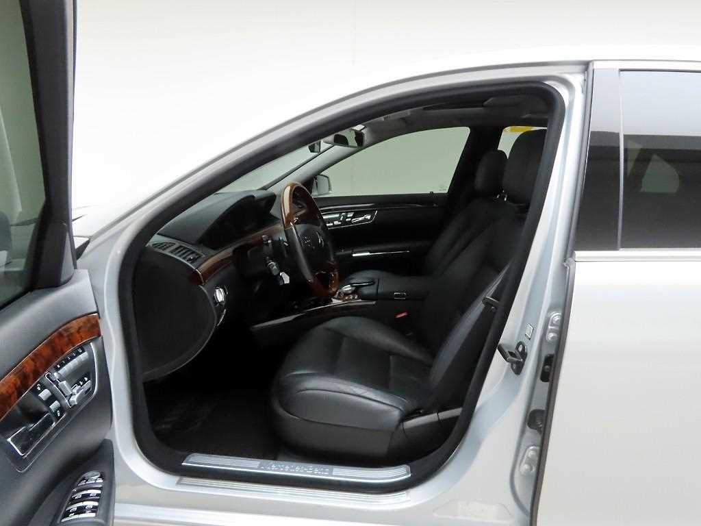 Mercedes Benz S Class - Vista 12