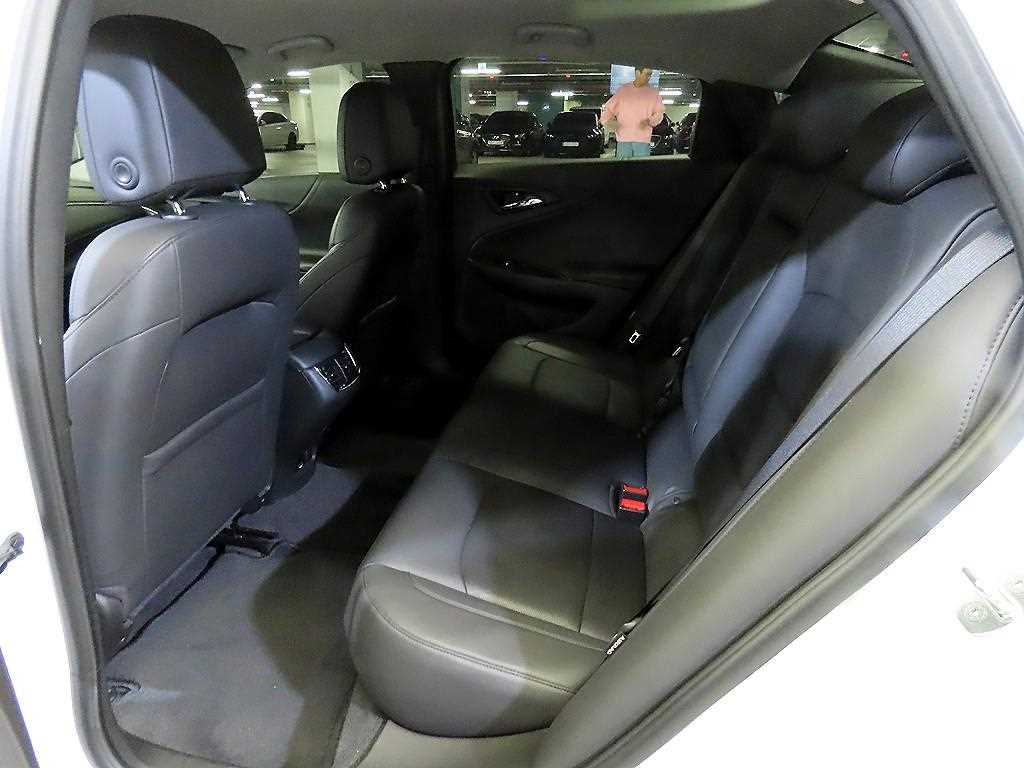 Chevrolet Malibu - Vista 7