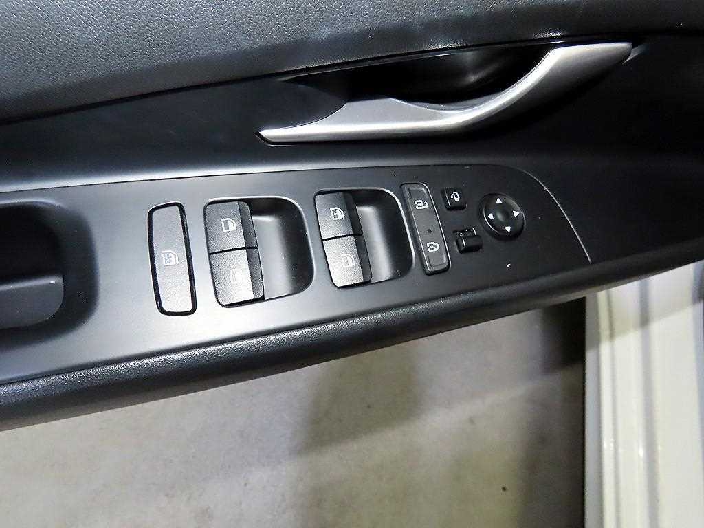 HYUNDAI Avante 2021 Blanco - Importación desde Corea - HF Imports Iquique - Foto 13