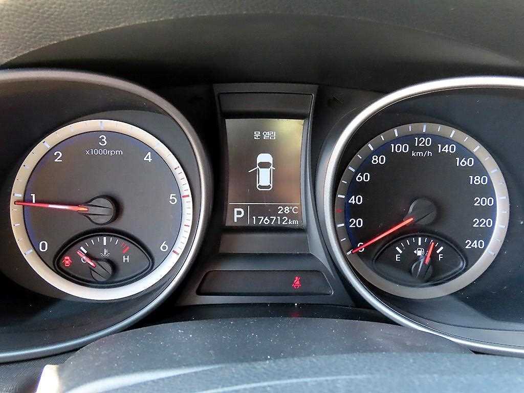 HYUNDAI Santa Fe - Vista 8