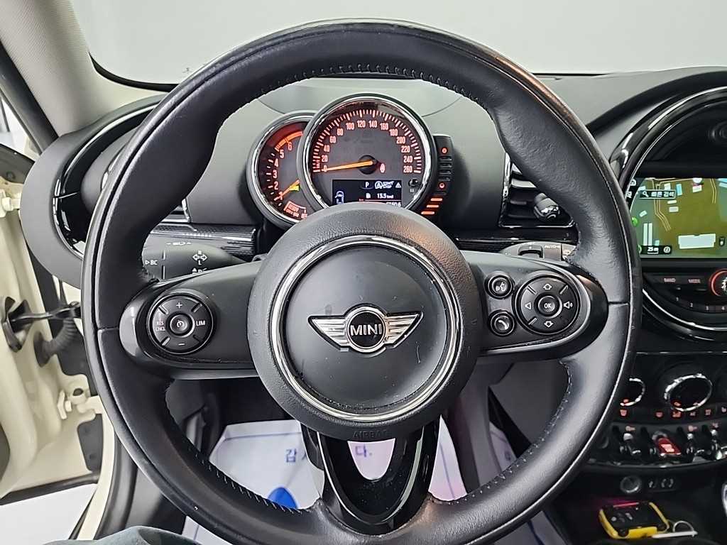 Mini Clubman - Vista 9