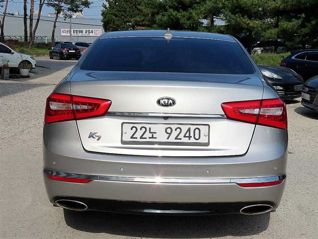 KIA K7 - Vista 4