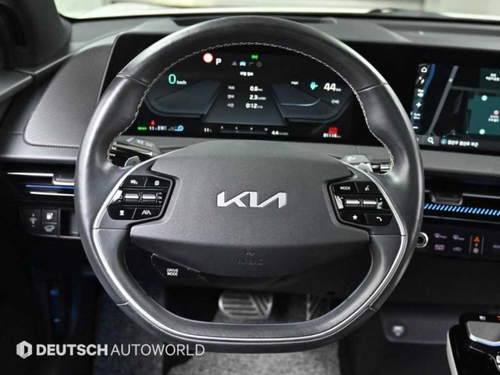 KIA EV6 2022 Blanco - Importación desde Corea - HF Imports Iquique - Foto 13